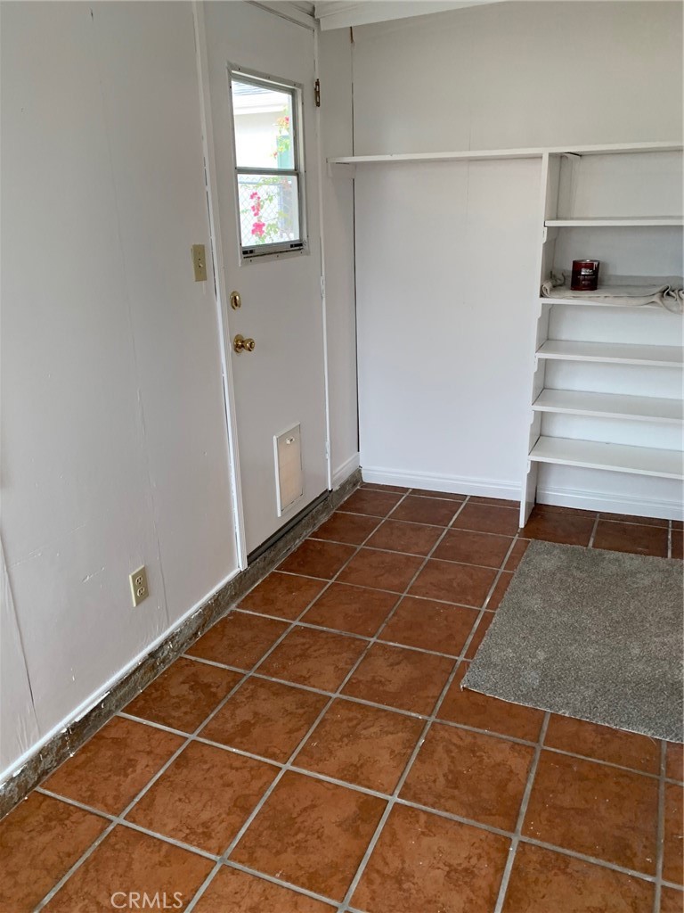 10402 Mcclemont Avenue Property Photo 19
