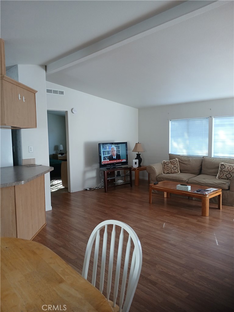 28 Dover Property Photo 8