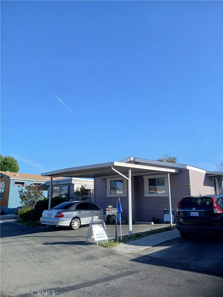 28 Dover Property Photo 16