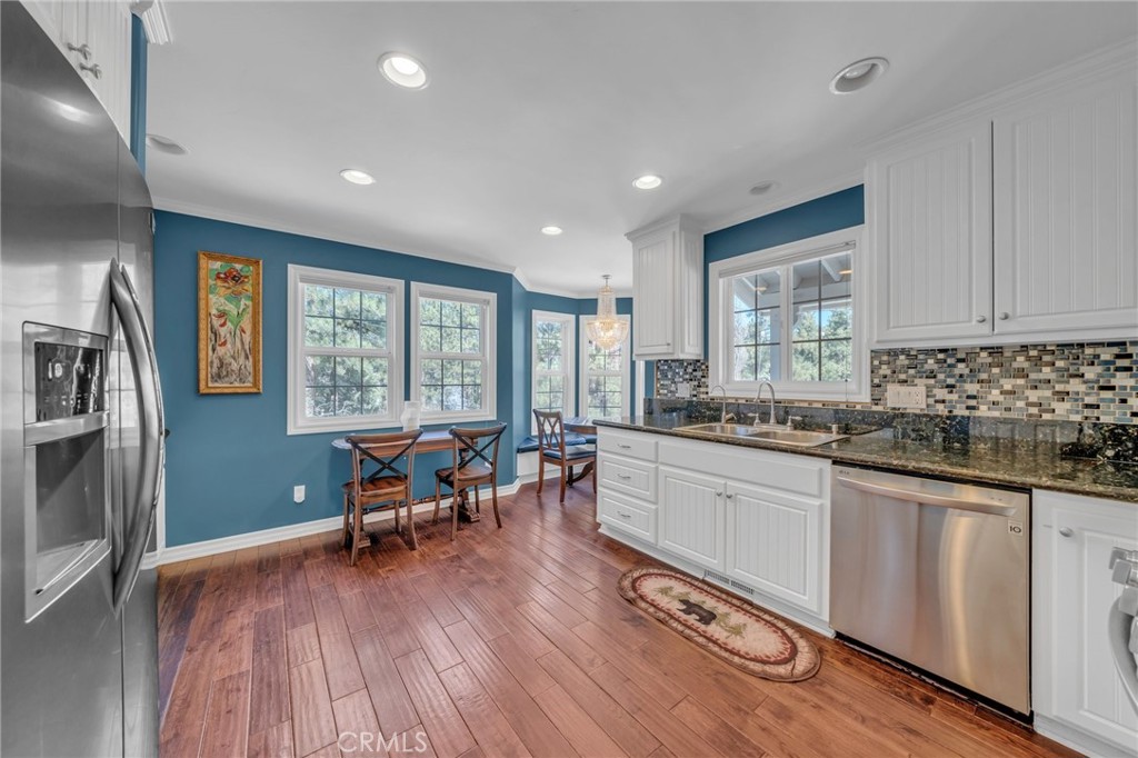 700 Booth Way Property Photo 8