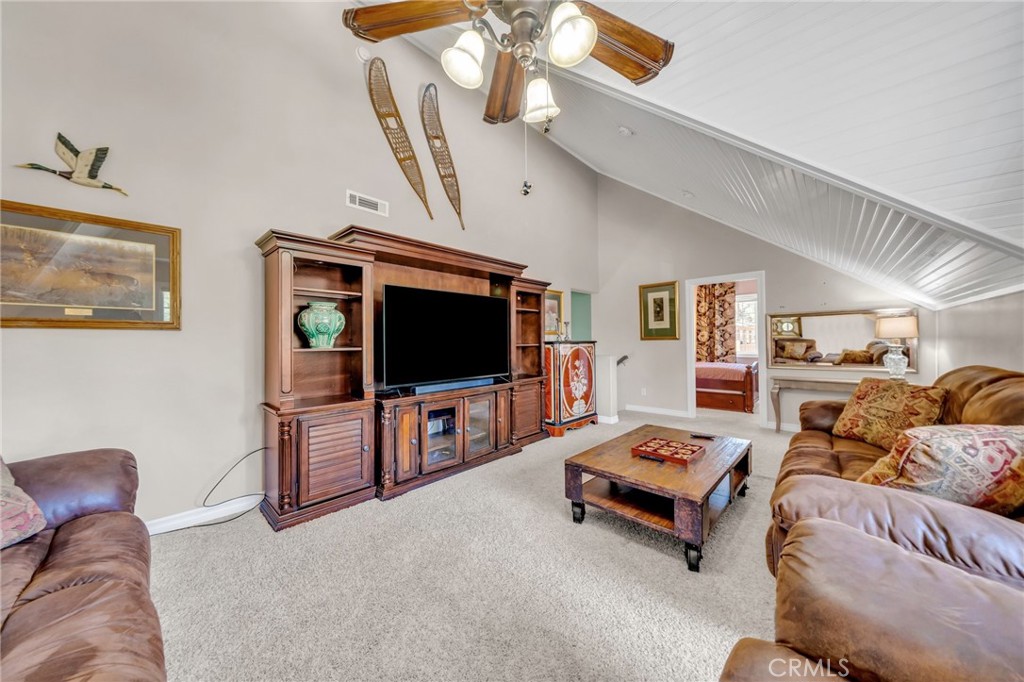 700 Booth Way Property Photo 11