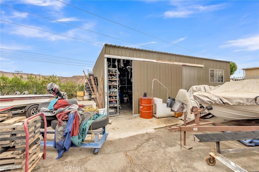 31752 Ridge Route Road Property Photo 13