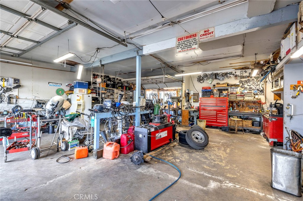 31752 Ridge Route Road Property Photo 19