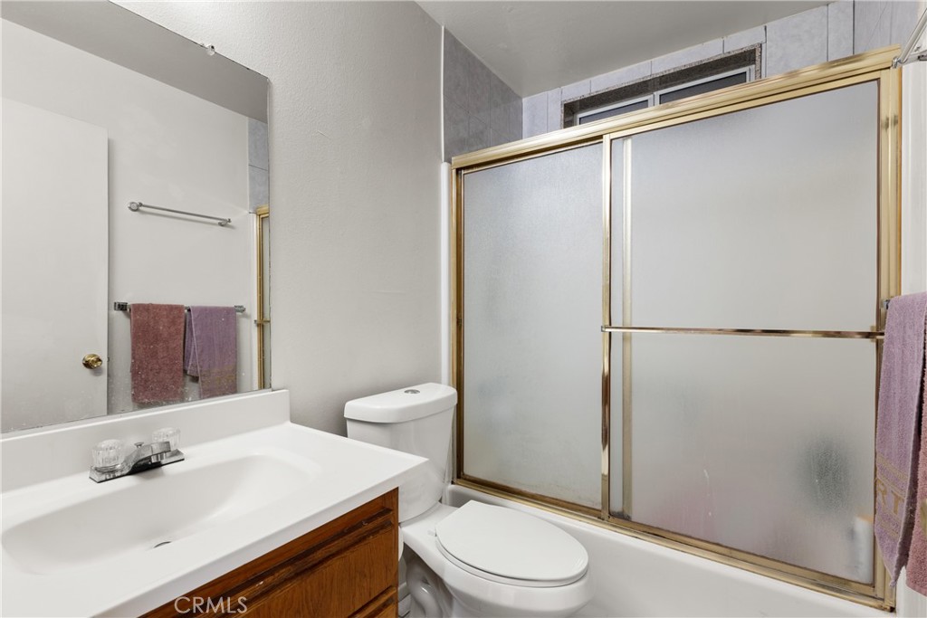 420 W Windsor Road Property Photo 13