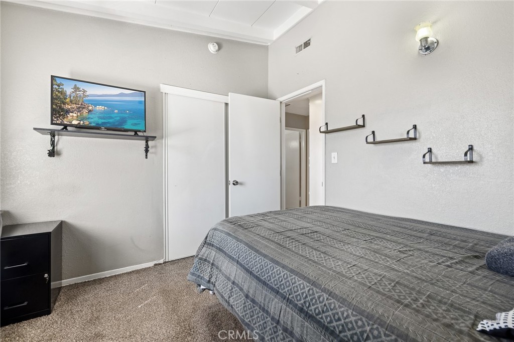 703 W Avenue H8 Property Photo 14