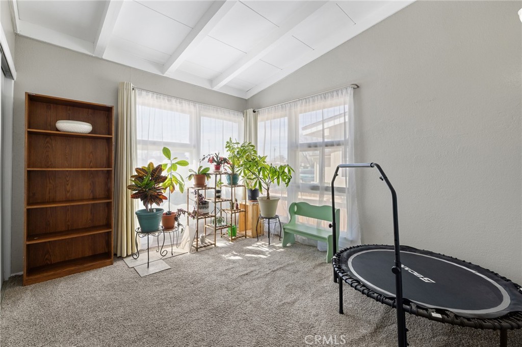703 W Avenue H8 Property Photo 16
