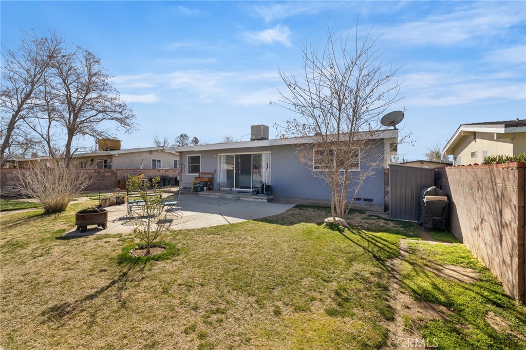 703 W Avenue H8 Property Photo 25