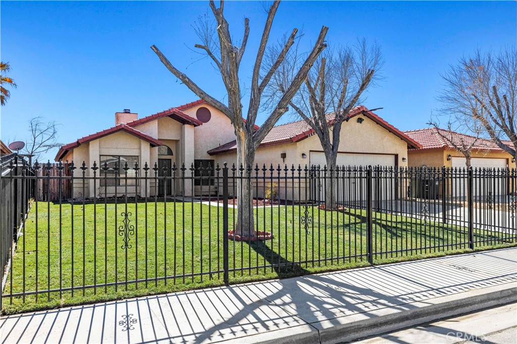 2664 Knox Avenue Property Photo