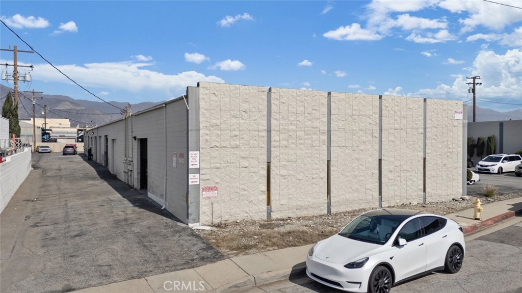 1535 W Mckinley Street Property Photo 10