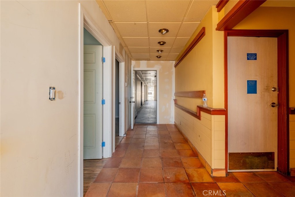 16955 Sherman Way Property Photo 13