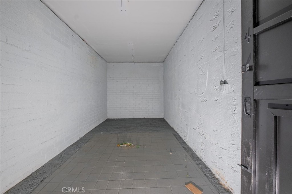 16955 Sherman Way Property Photo 22