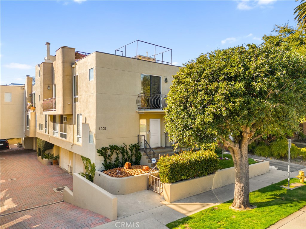 4231 Tujunga Avenue A Property Photo