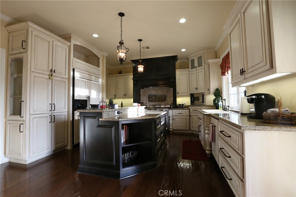 3715 W Avenue M 11 Property Photo 12