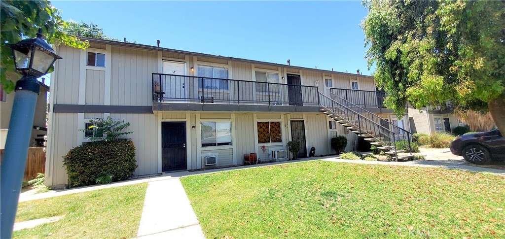 330 Roberts Lane Property Photo