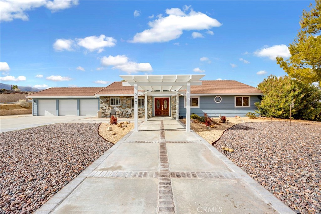 31707 Ace Place Property Photo