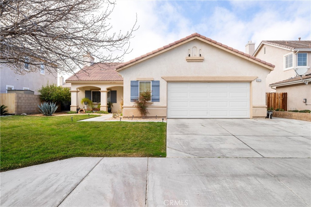 43713 Paloma Street Property Photo