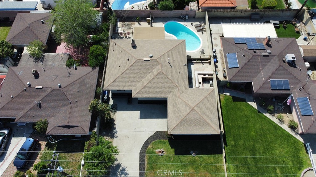 9166 Tamarind Ave. Property Photo 10