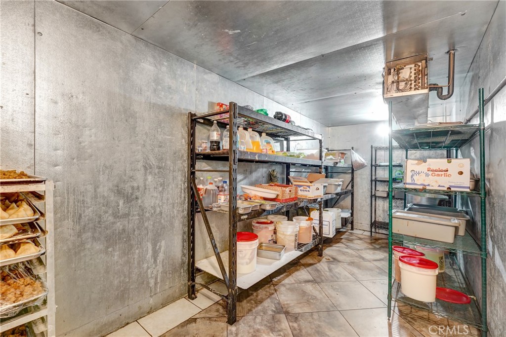 10110 Topanga Canyon Boulevard Property Photo 12