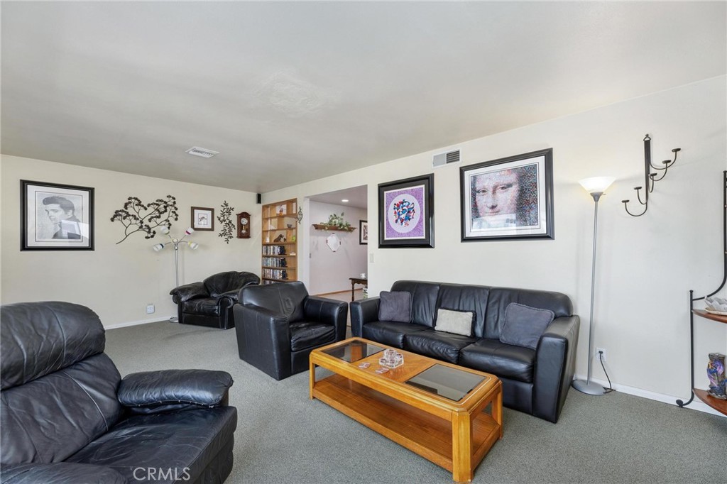 19046 Schoenborn Street Property Photo 15