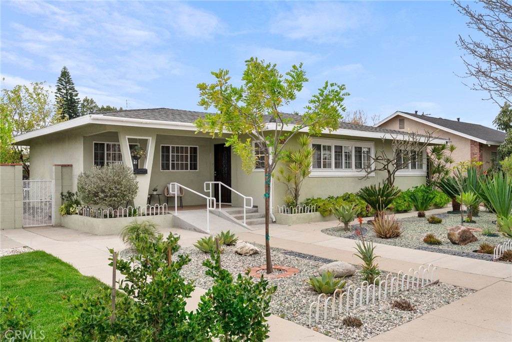 9343 Dorrington Place Property Photo