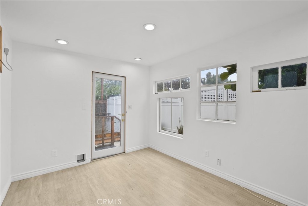 4913 Topanga Canyon Boulevard Property Photo 16