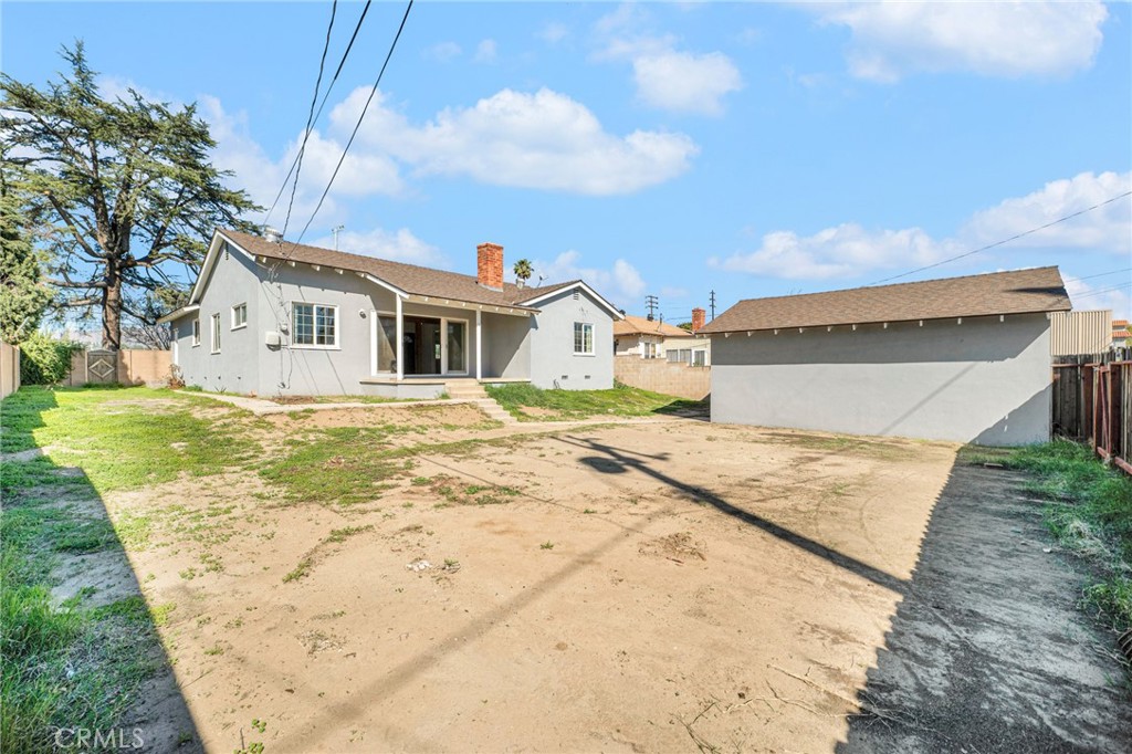 16228 San Fernando Mission Boulevard Property Photo 32