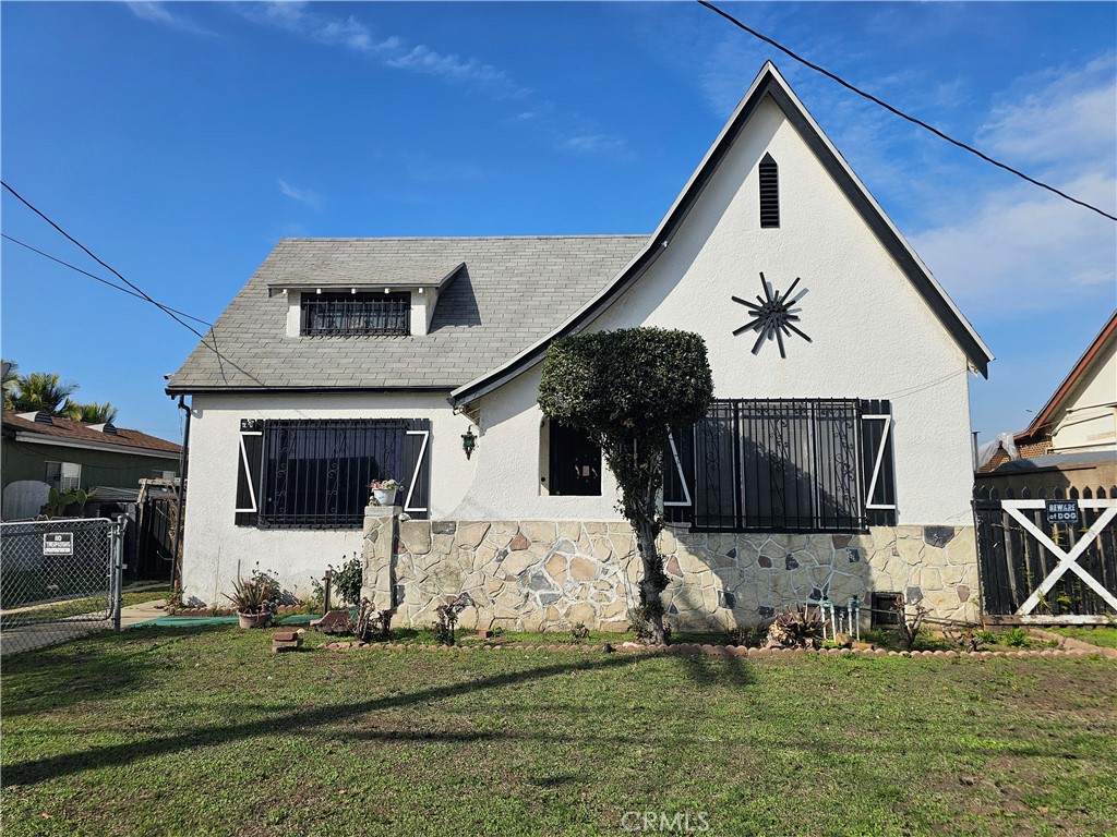 1433 N Neptune Avenue Property Photo