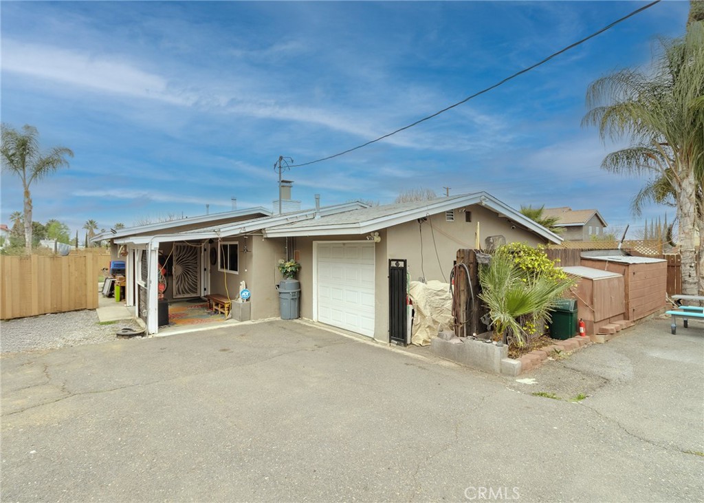 24 S La Salle Street Property Photo 2