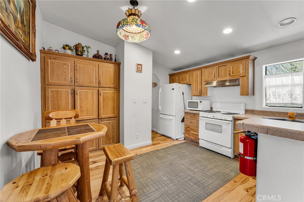 1124 W Country Club Boulevard Property Photo 13