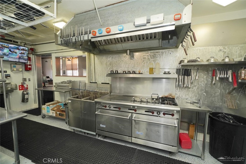 15782 Caliente Creek Road Property Photo 10