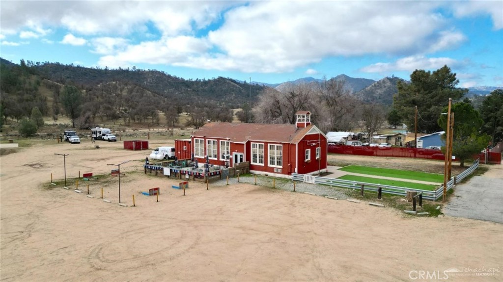 15782 Caliente Creek Road Property Photo 16