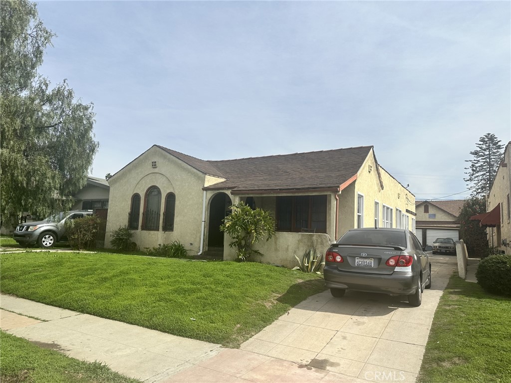 2212 9th Avenue Property Photo 2