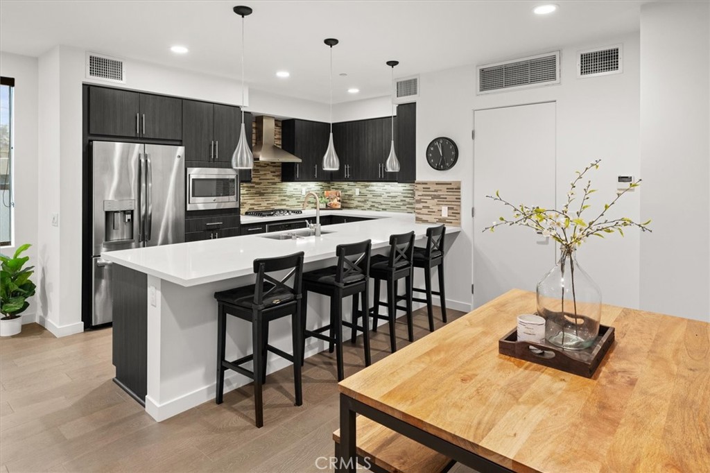 1923 N Gower Street Property Photo