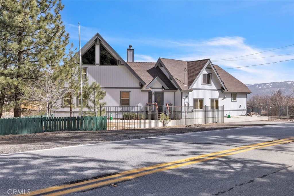 39107 N Shore Drive Property Photo
