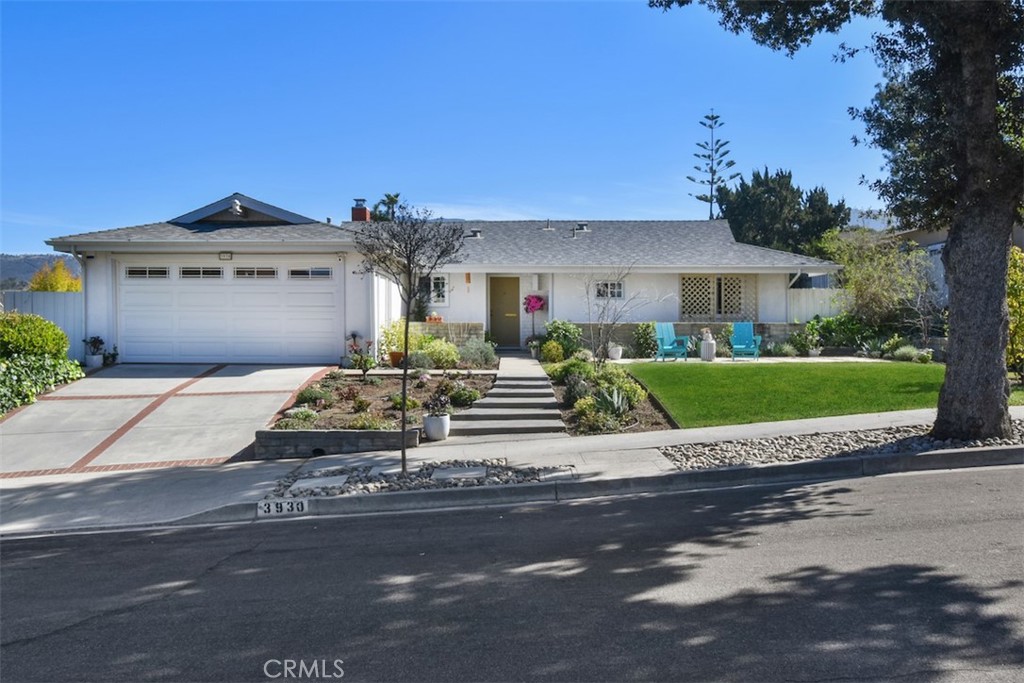 Newbury Park Real Estate Listings Main Image