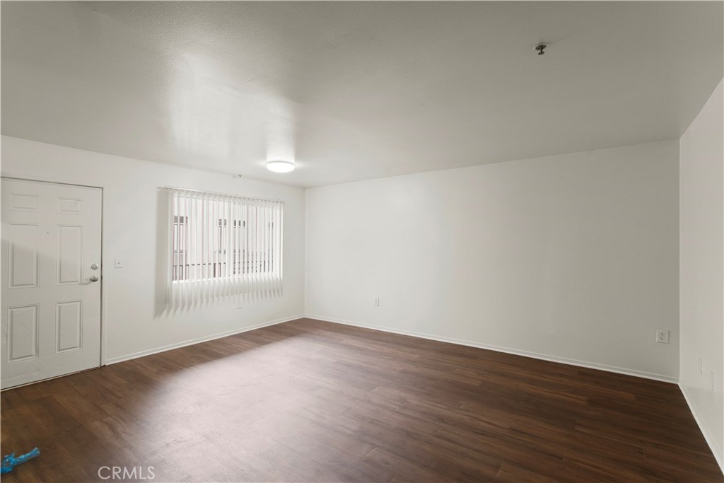 8000 S Broadway Property Photo 10
