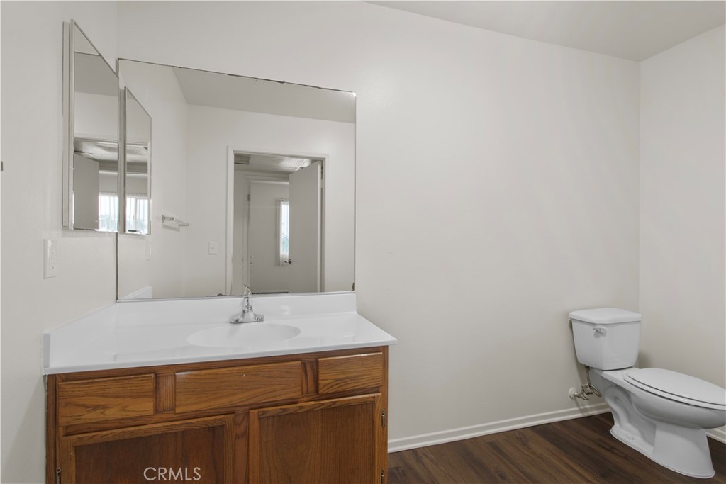 8000 S Broadway Property Photo 11