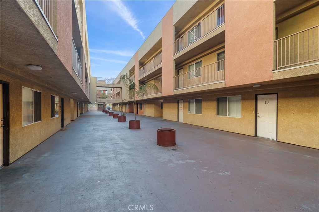 8000 S Broadway Property Photo 16