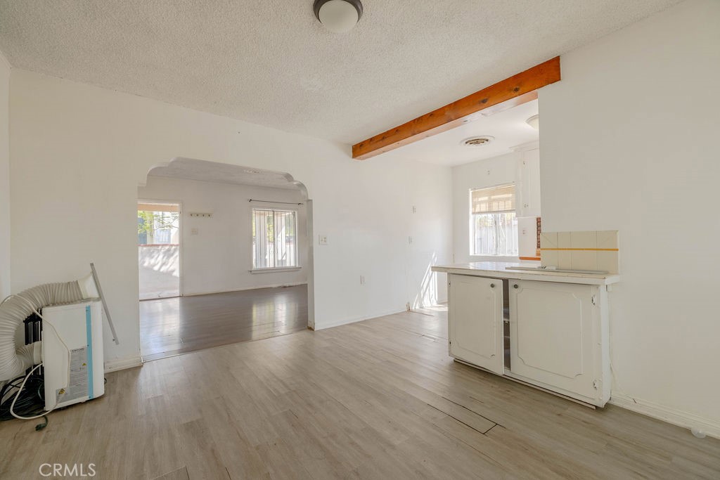 11779 Dronfield Avenue Property Photo 9