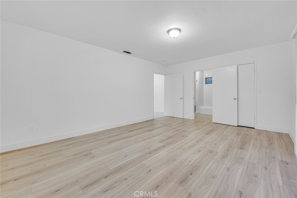 17520 Kingsbury Street Property Photo 35