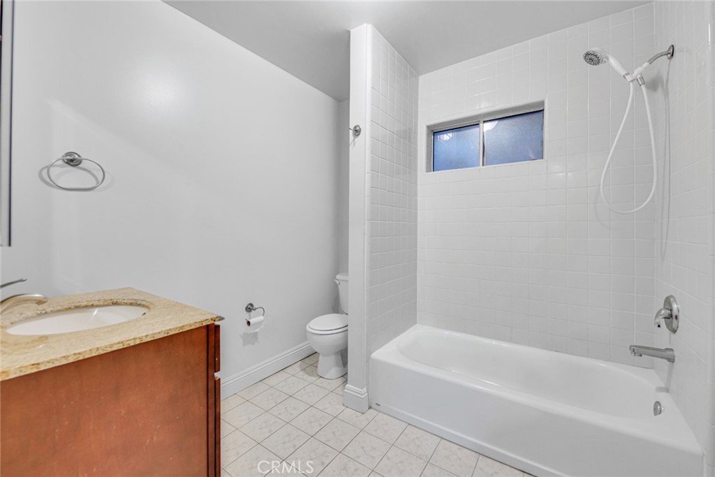 17520 Kingsbury Street Property Photo 37