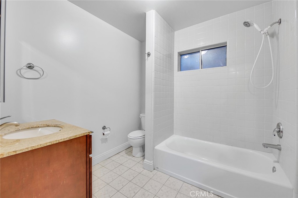 17520 Kingsbury Street Property Photo 37