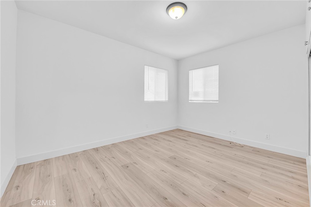 17520 Kingsbury Street Property Photo 38