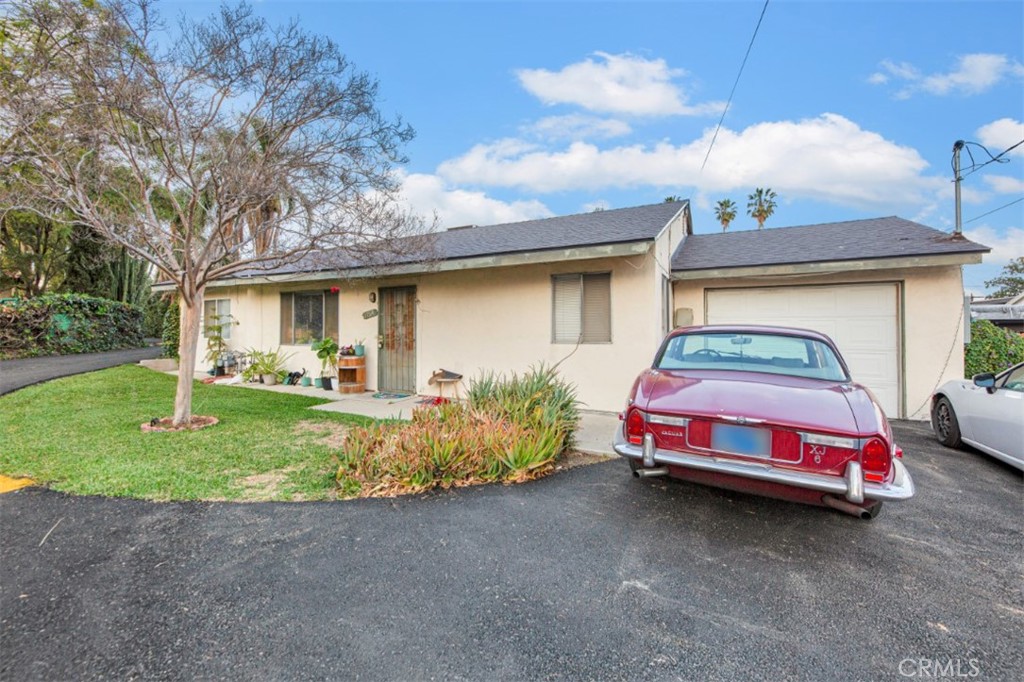 17520 Kingsbury Street Property Photo 42