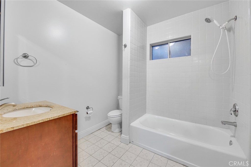 17520 Kingsbury Street Property Photo 37