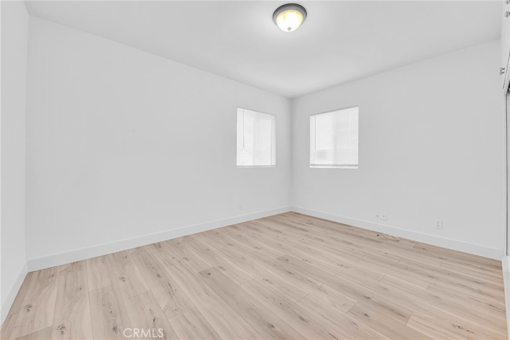 17520 Kingsbury Street Property Photo 38