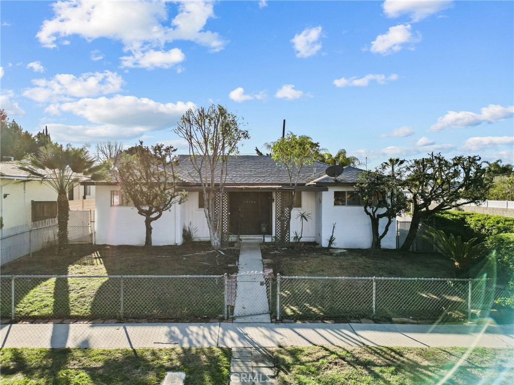 13786 Garber Street Property Photo