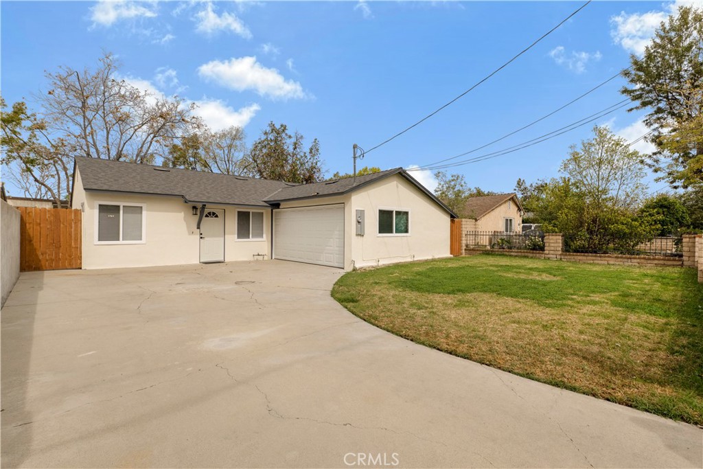 21023 Bassett Street Property Photo