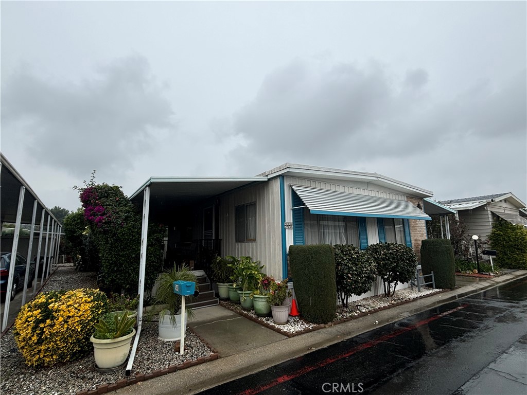 8811 Canoga Avenue 340 Property Photo