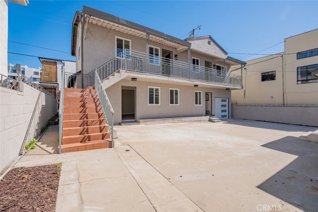 1834 N Alexandria Avenue Property Photo 23